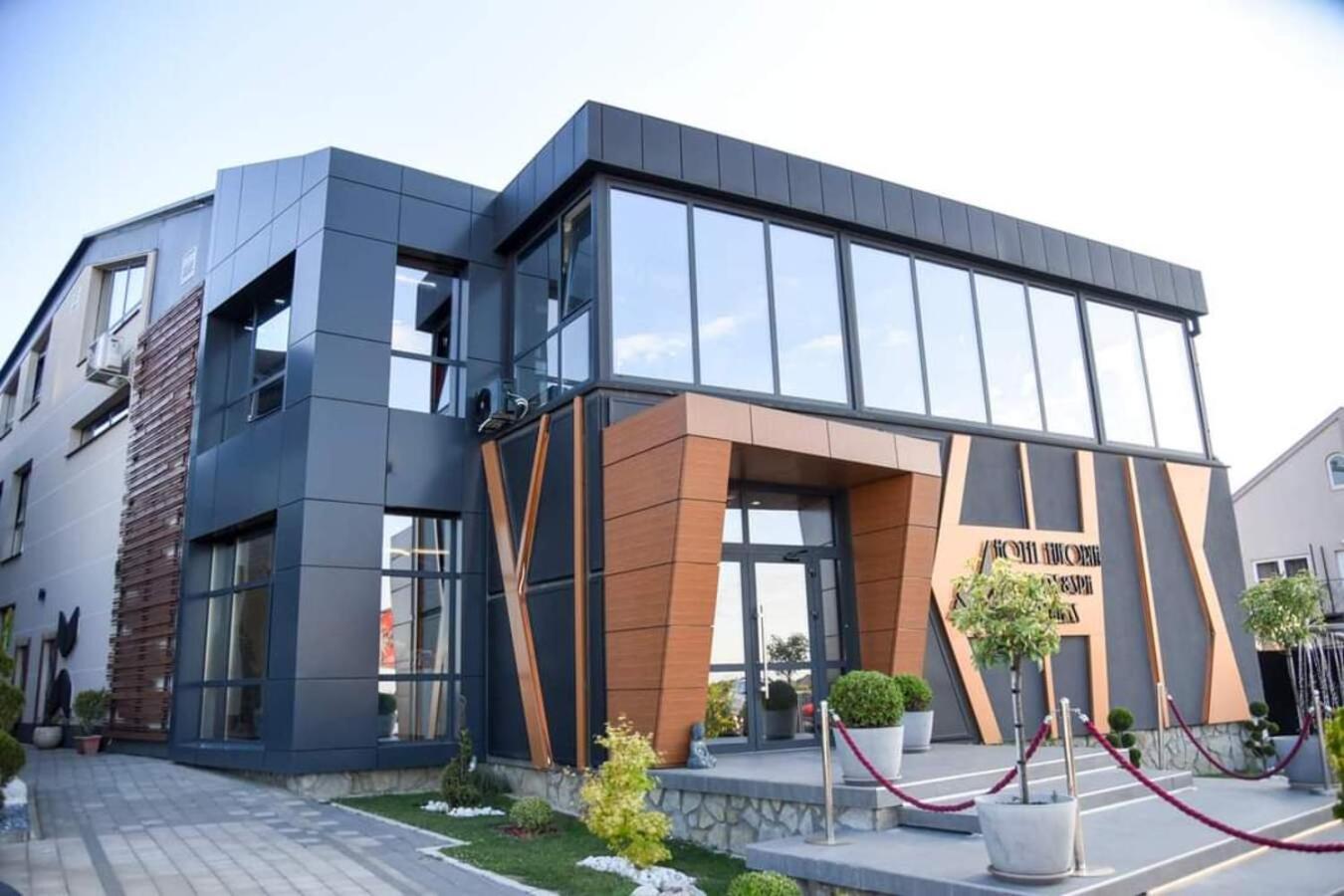 Hotel Euforia Lounge Sabac Exterior photo